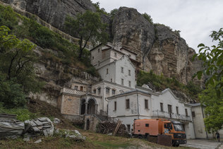 Свято-Успенский мужской монастырь в Бахчисарае