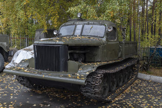 АТ-Л - артиллерийский тягач - легкий в музее имени Н.А. Акулинина