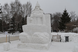 Летописи Сибири на фестивале снежной скульптуры в Новосибирске