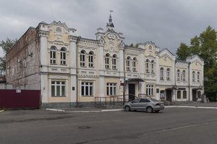 Торговый дом Игнатьева в городе Бийске