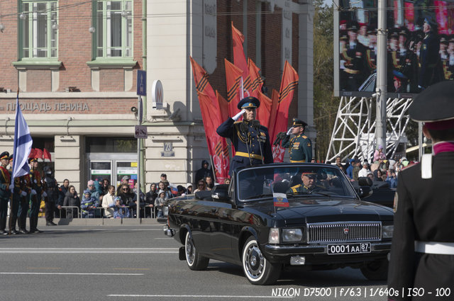 Командующий парадом Победы в Новосибирске