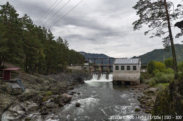 Чемальская ГЭС - гидроэлектростанция на реке Чемал